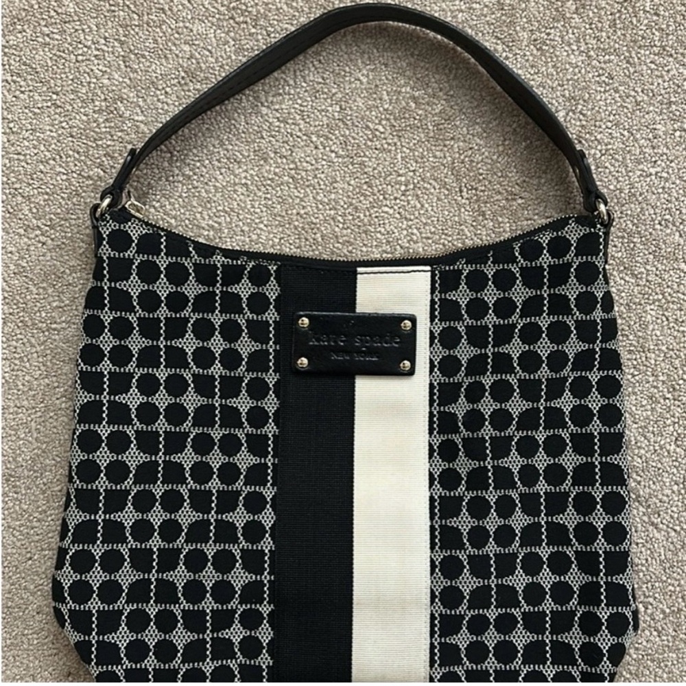 Kate Spade Classic Noel Serena
Hobo Bag